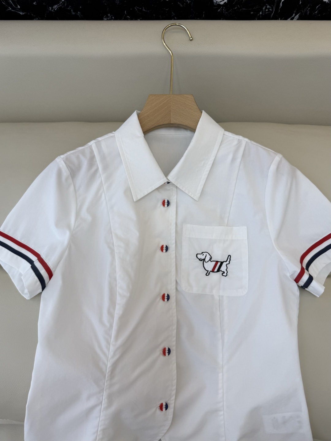 CY0108#新款衬衫🌾TB 绣花 小狗 修身短袖衬衫 白色 SM L