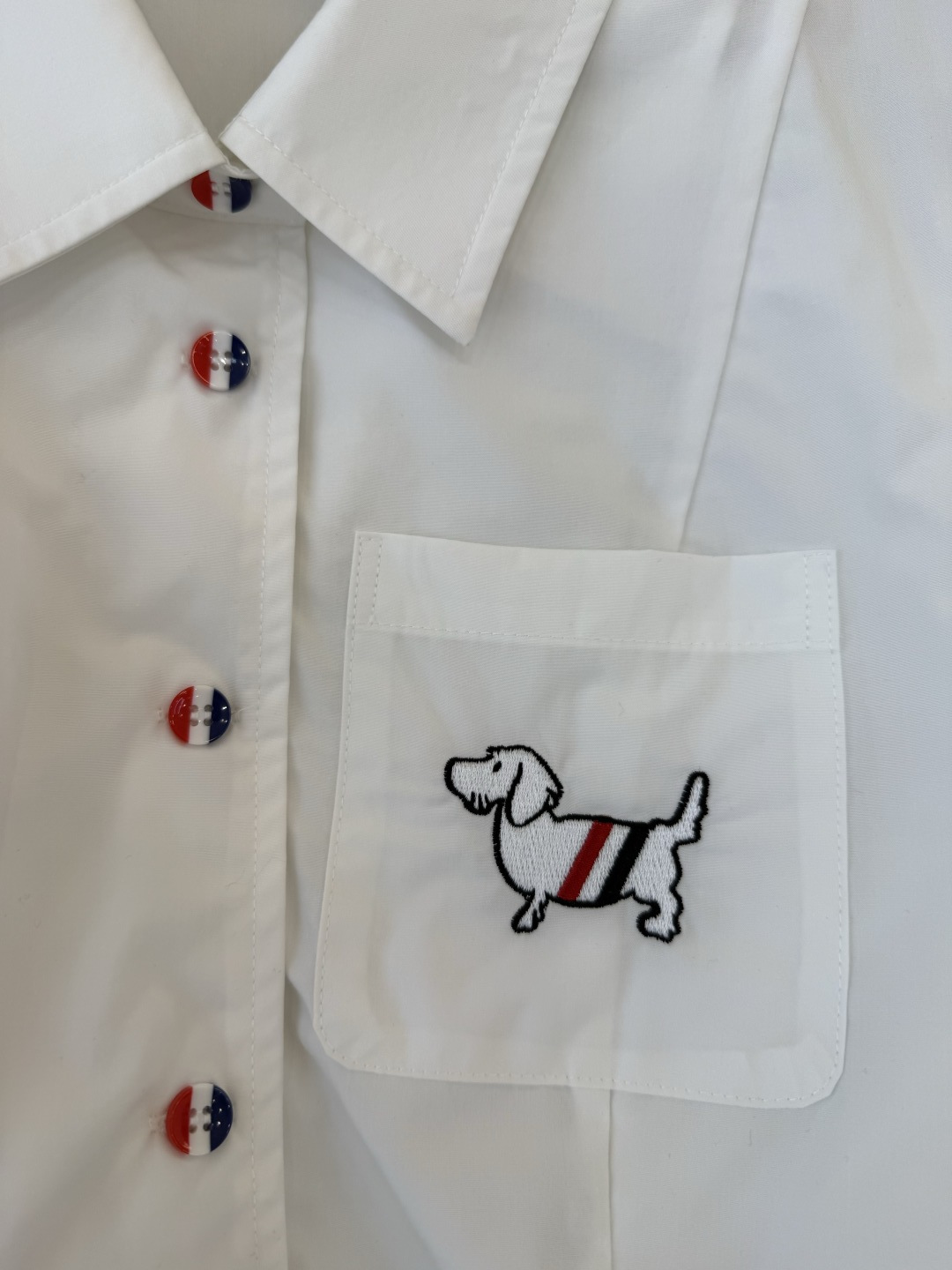 CY0108#新款衬衫🌾TB 绣花 小狗 修身短袖衬衫 白色 SM L