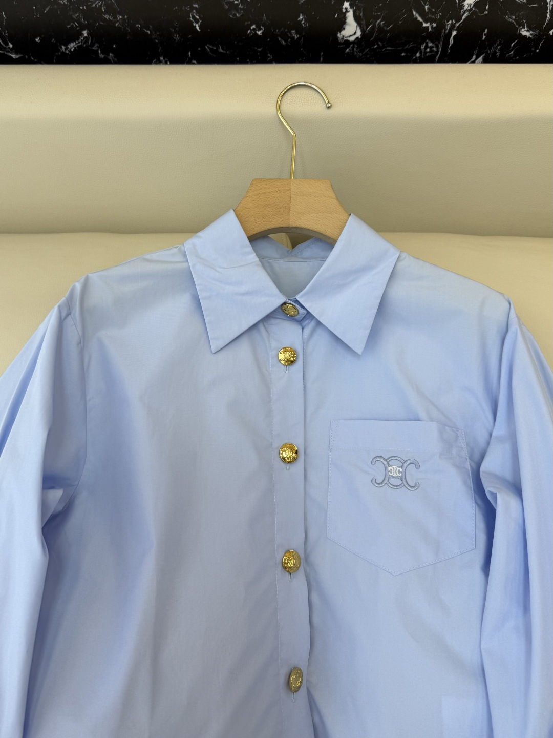 CY0111#新款衬衫🌾Ce 字母绣花 翻领修身长袖 衬衫 白色 粉色 蓝色 SM L