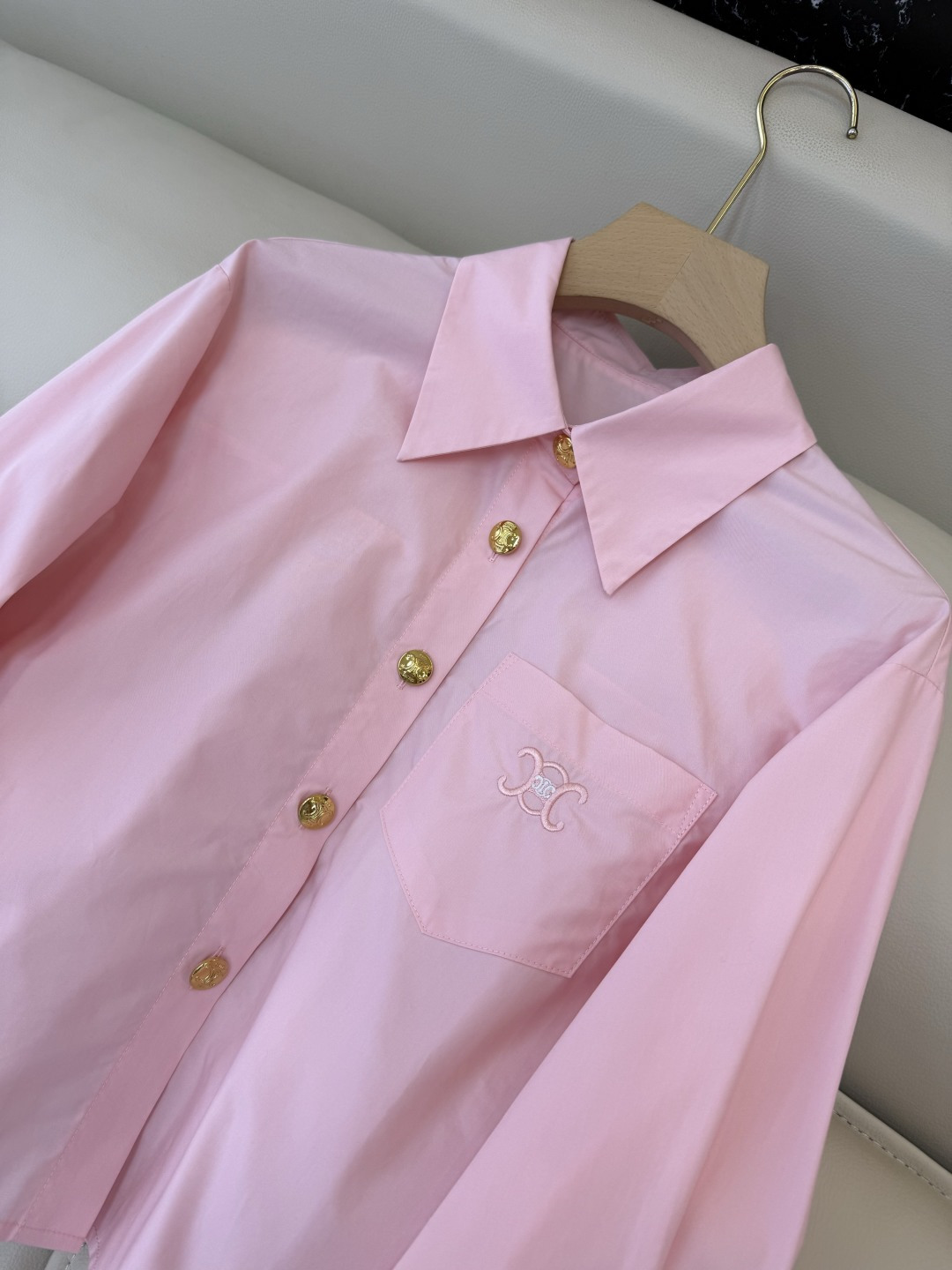 CY0111#新款衬衫🌾Ce 字母绣花 翻领修身长袖 衬衫 白色 粉色 蓝色 SM L