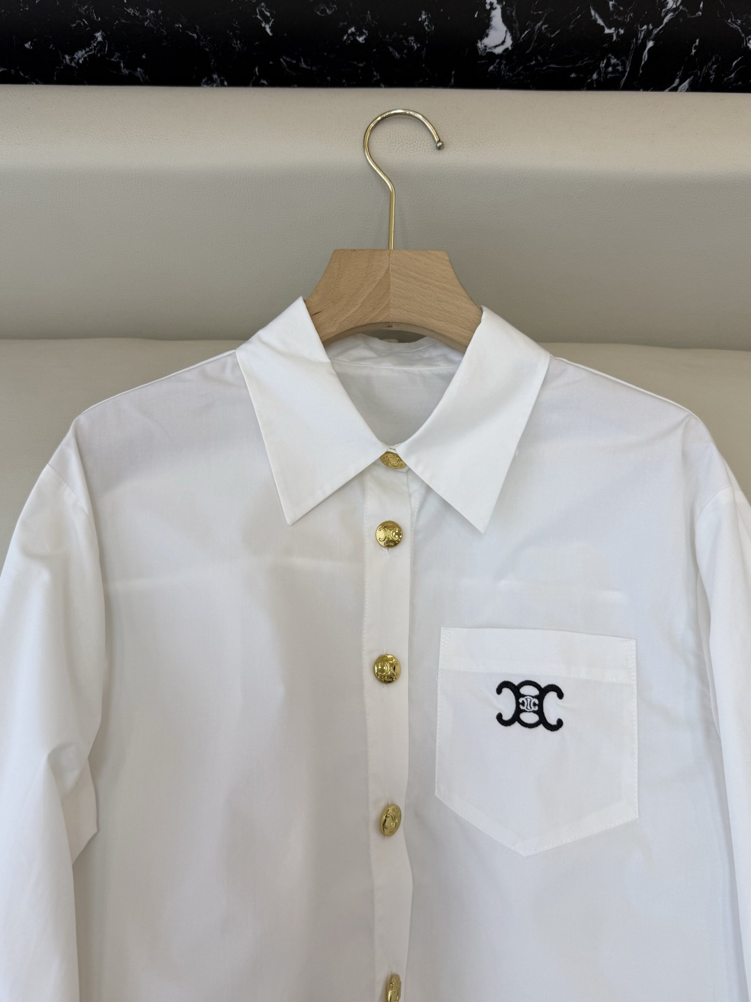 CY0111#新款衬衫🌾Ce 字母绣花 翻领修身长袖 衬衫 白色 粉色 蓝色 SM L