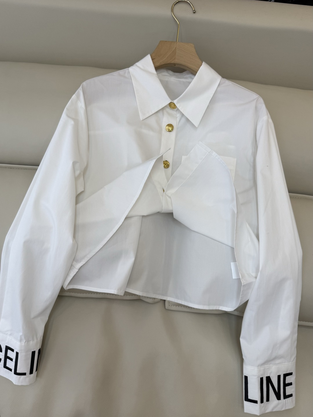 CY0111#新款衬衫🌾Ce 字母绣花 翻领修身长袖 衬衫 白色 粉色 蓝色 SM L