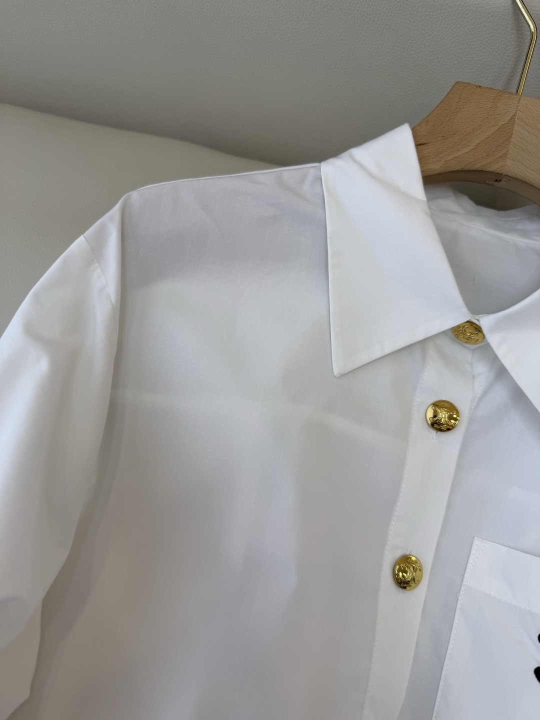 CY0111#新款衬衫🌾Ce 字母绣花 翻领修身长袖 衬衫 白色 粉色 蓝色 SM L