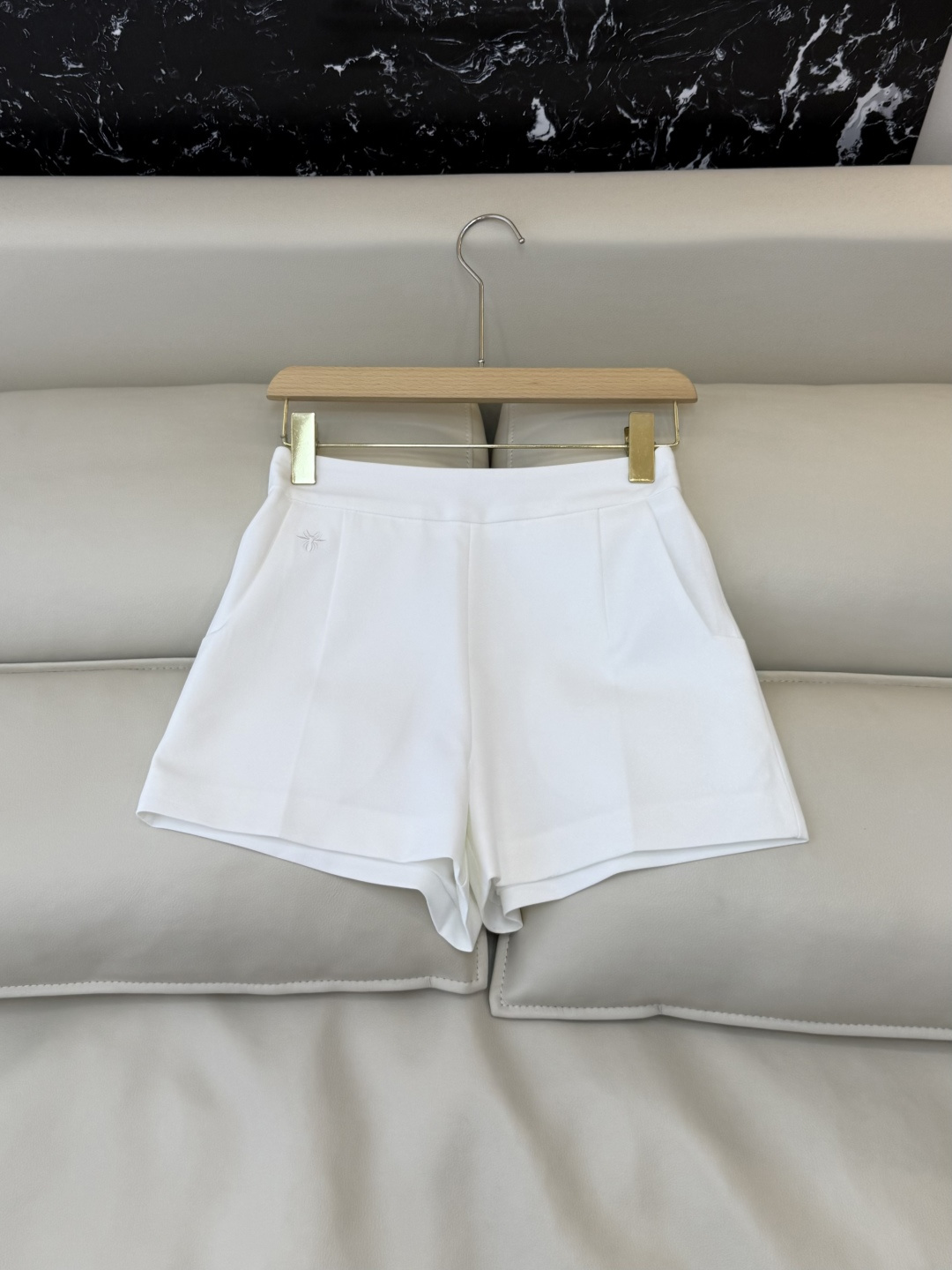 CY0106#新款短裤🌾极简风 百搭短裤 显瘦 黑色 白色 米黄色 SML