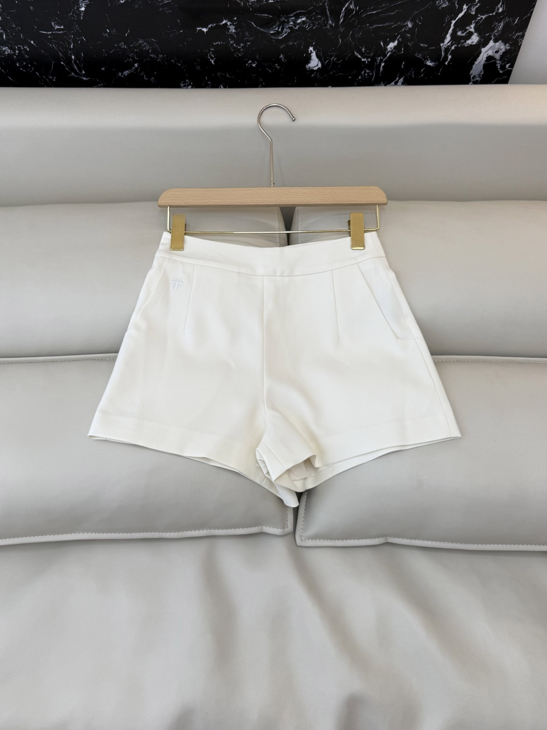 CY0106#新款短裤🌾极简风 百搭短裤 显瘦 黑色 白色 米黄色 SML