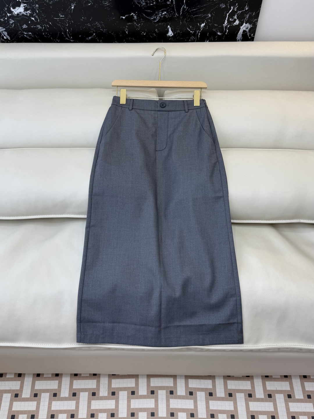 NO:781118,CX0185# New skirt factory special version of the highest version on the market. The girl will inspect the goods, trim the three marks on the threads, and send pictures and videos before delivery. If you want quality or service, please add me on WeChat. We will not accept urgent orders. P PR triangle mark long skirt black gray SML, Prada-clothing, prada, skirts,19860909CX0185#新款半裙工厂特市面最高版本小妹验货、修剪线头上三标、发货可发图及拍视频,要品质要服务的加我微信,不接急单.P PR 三角标 长半裙 黑色 灰色 SML,普拉达-服装,prada,skirts,,Women's clothing