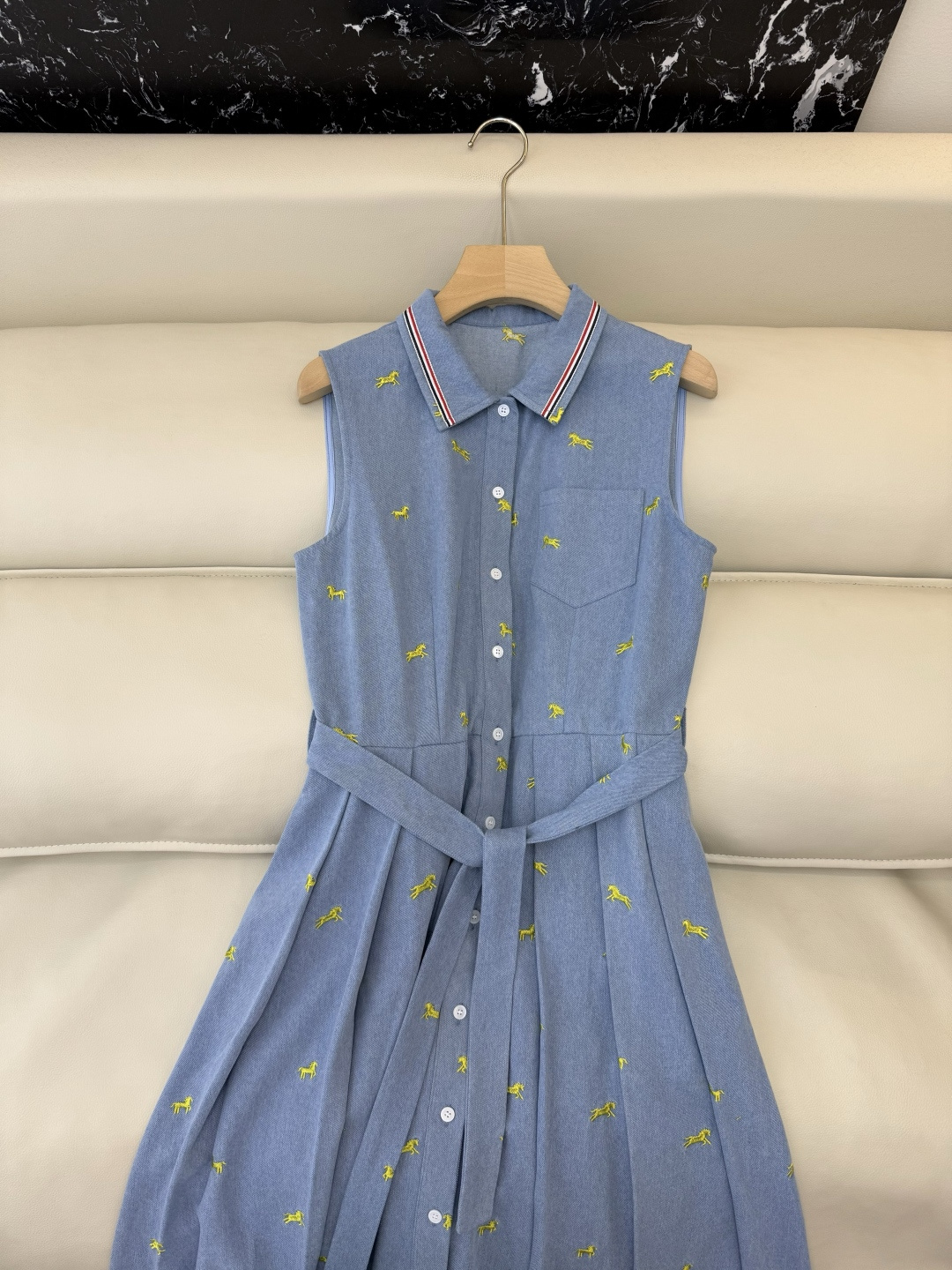 AW031#新款连衣裙P‼️TB 绣花小马 牛仔棉 无袖连衣裙 深蓝色 浅蓝色 SML