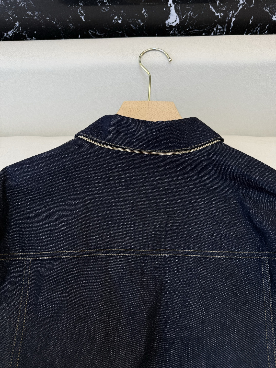 LZ26027#新款外套🌾BC 最新爆款 牛仔外套 SML