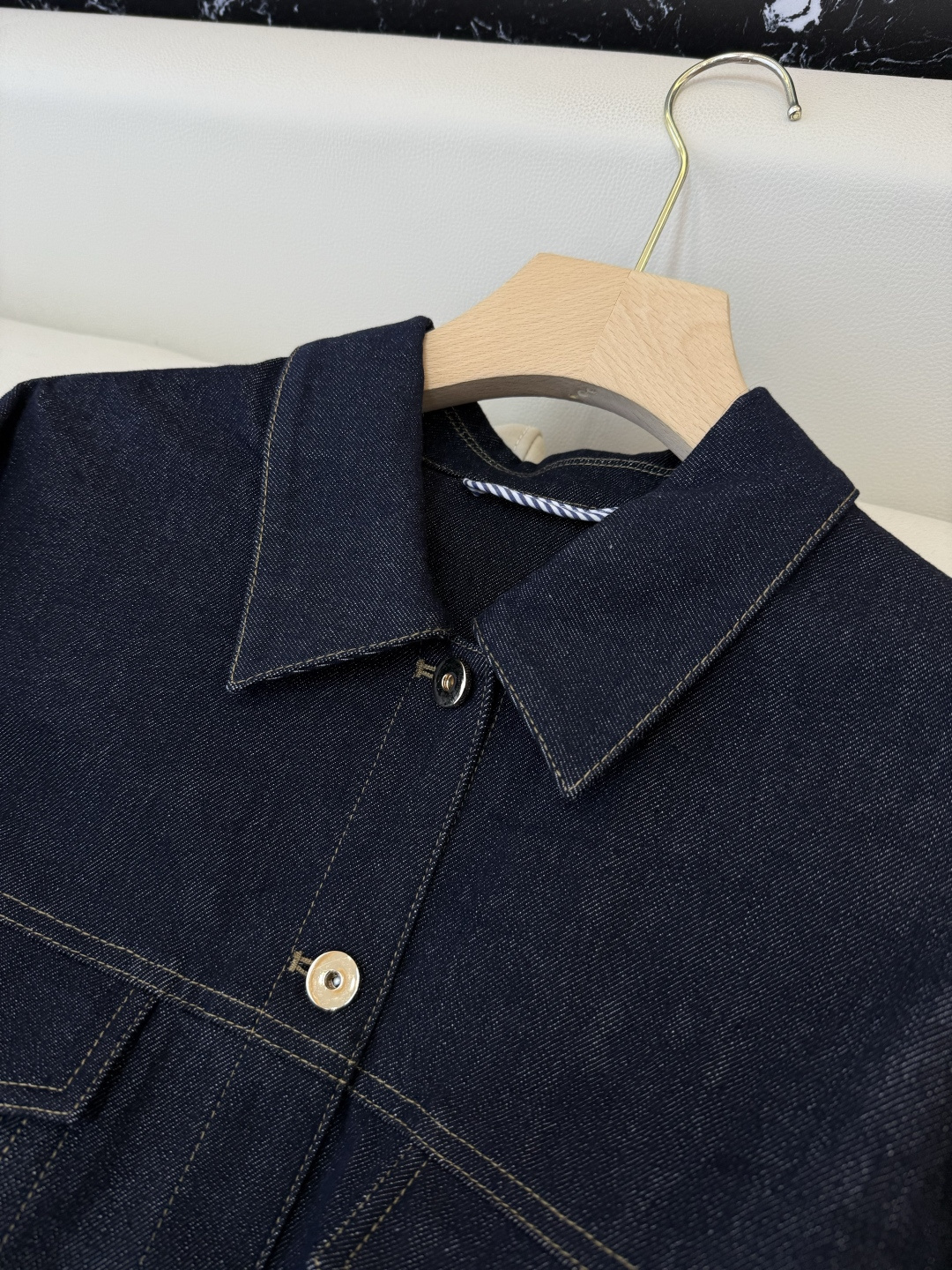 LZ26027#新款外套🌾BC 最新爆款 牛仔外套 SML