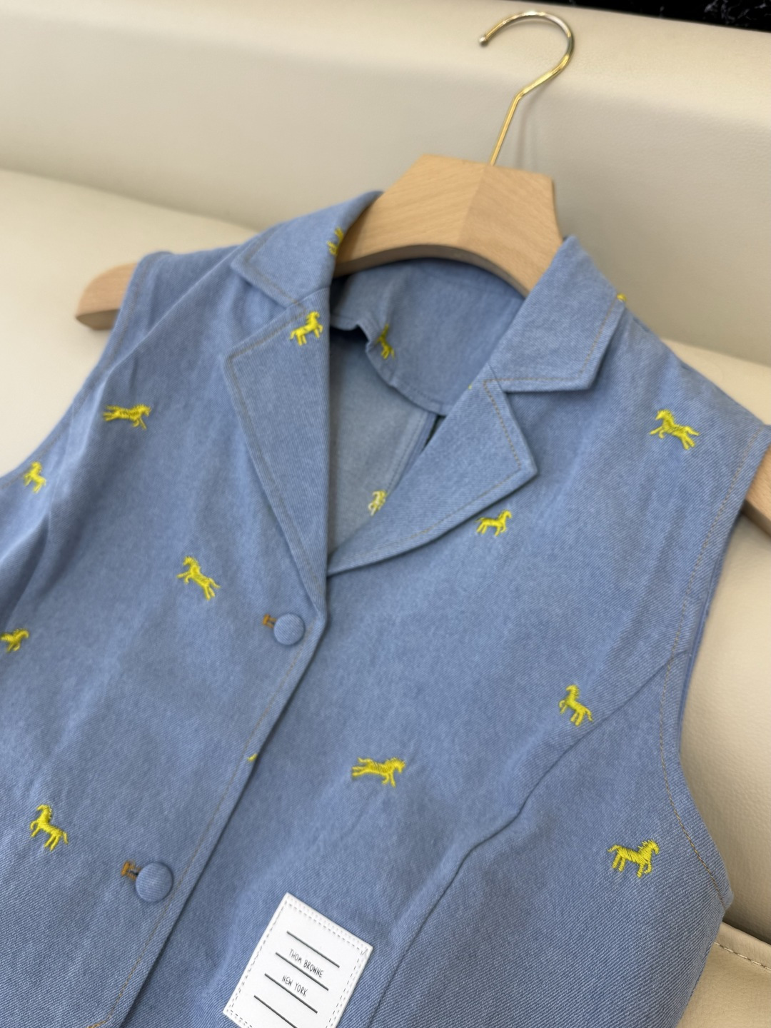 AW030#新款套装P‼️TB 绣花小马 牛仔马甲➕长半裙套装 深蓝色 浅蓝色 SML