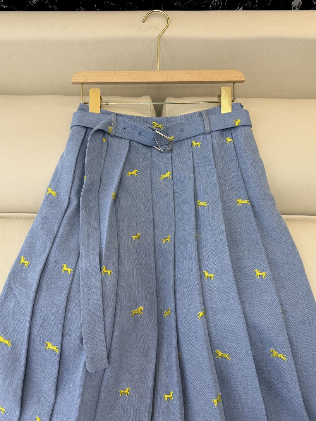 AW030#新款套装P‼️TB 绣花小马 牛仔马甲➕长半裙套装 深蓝色 浅蓝色 SML