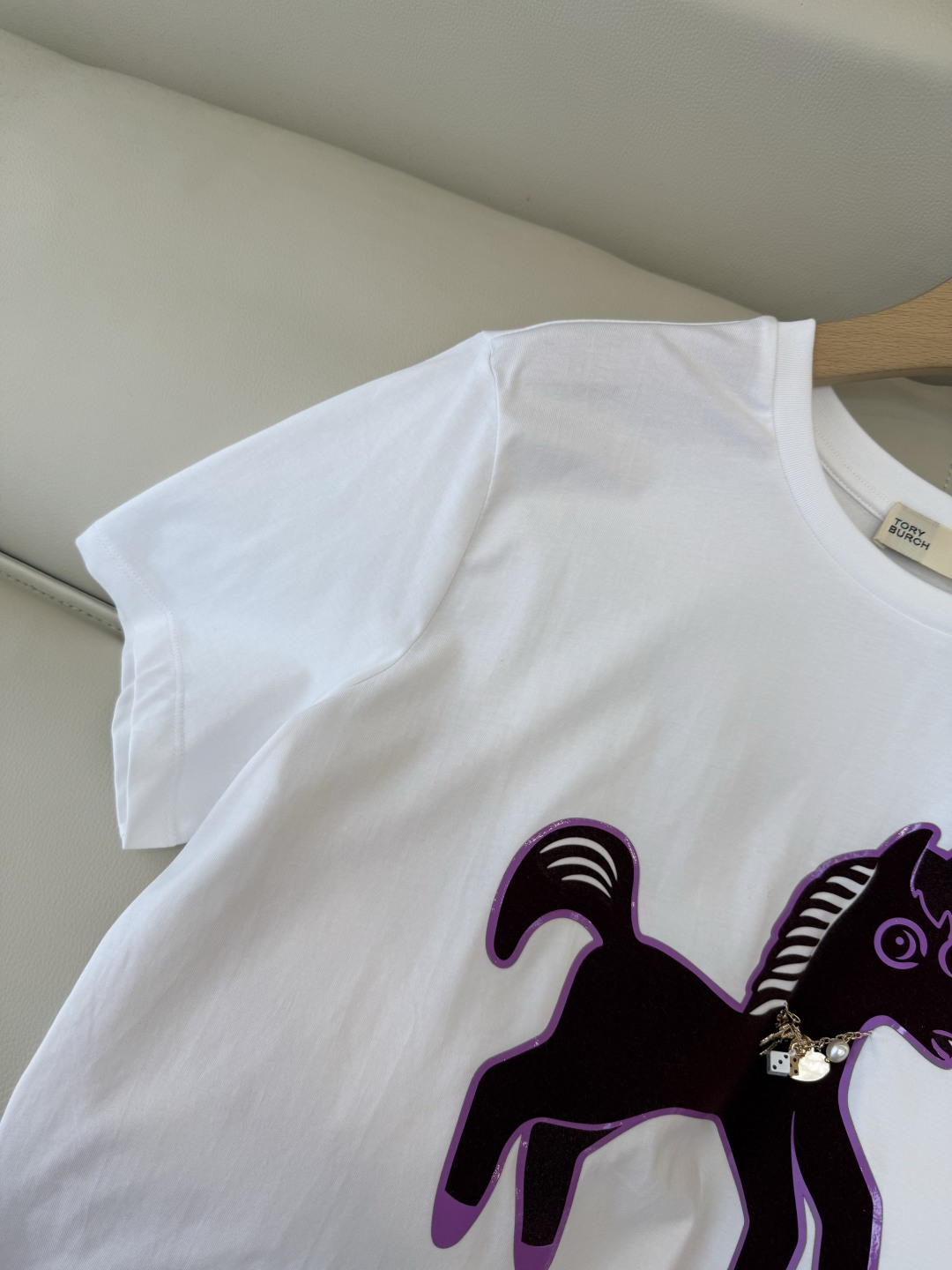 QG0167#新款T恤‼️Tory Burch 绣花 小马 短袖T恤 紫色 红色 SML