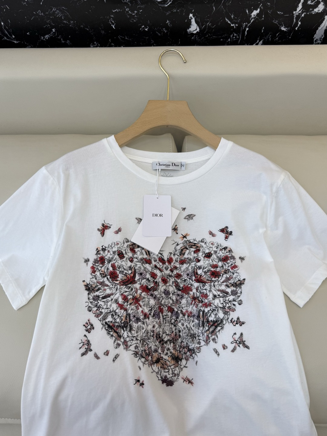 QG0165#新款T恤⚠️特批195‼️dior 顶级版 85% 棉 15% 麻 爱心 印花短袖T恤 S