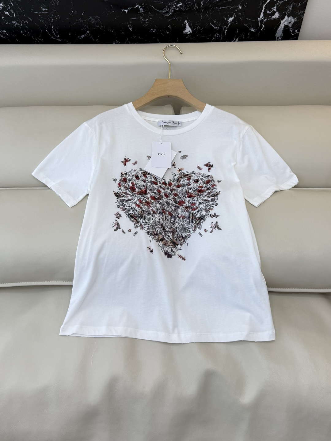 QG0165#新款T恤⚠️特批195‼️dior 顶级版 85% 棉 15% 麻 爱心 印花短袖T恤 S