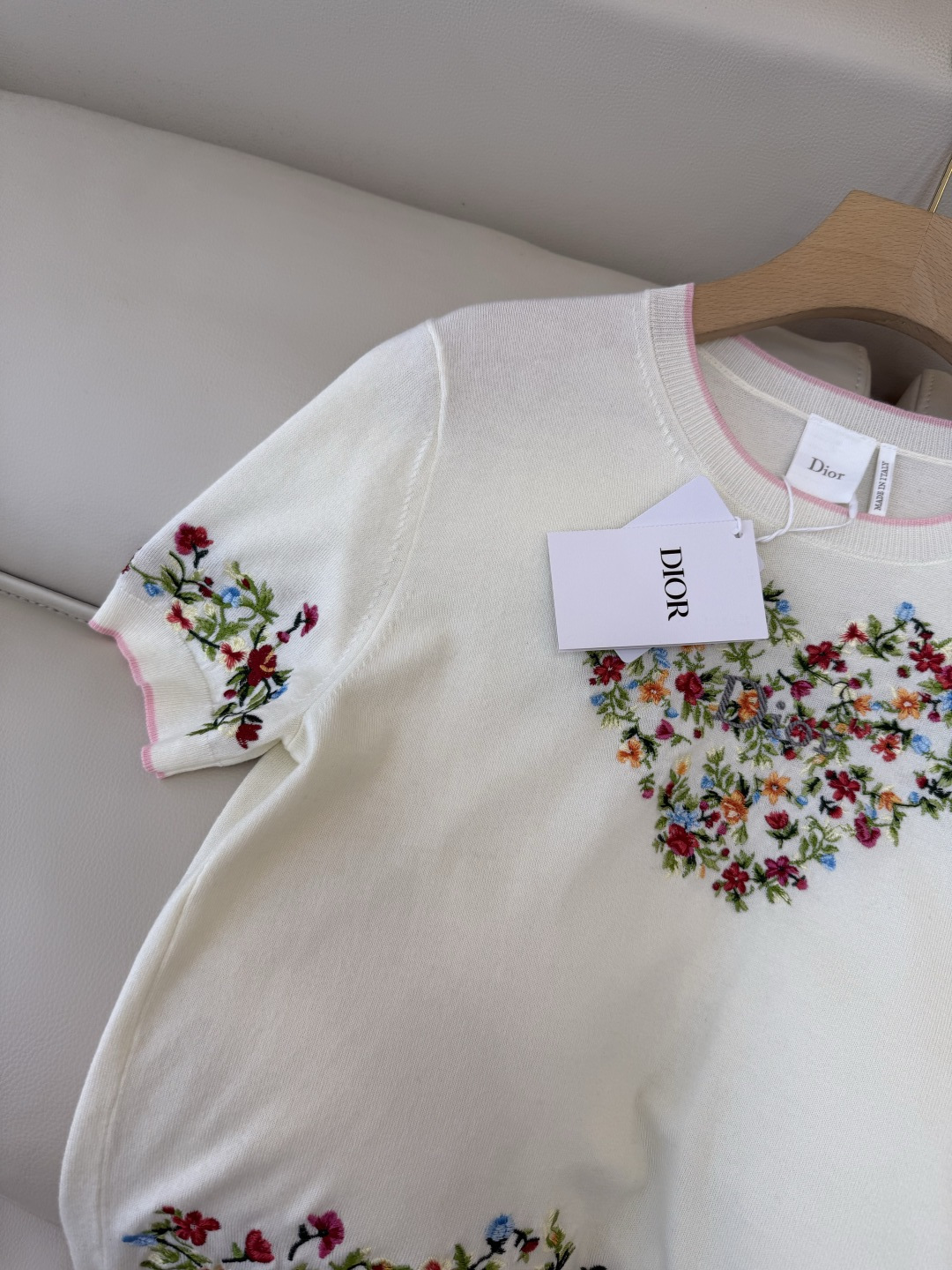 QG0167#新款T恤‼️Dior 爱心绣花 针织短袖毛衣T恤 SML