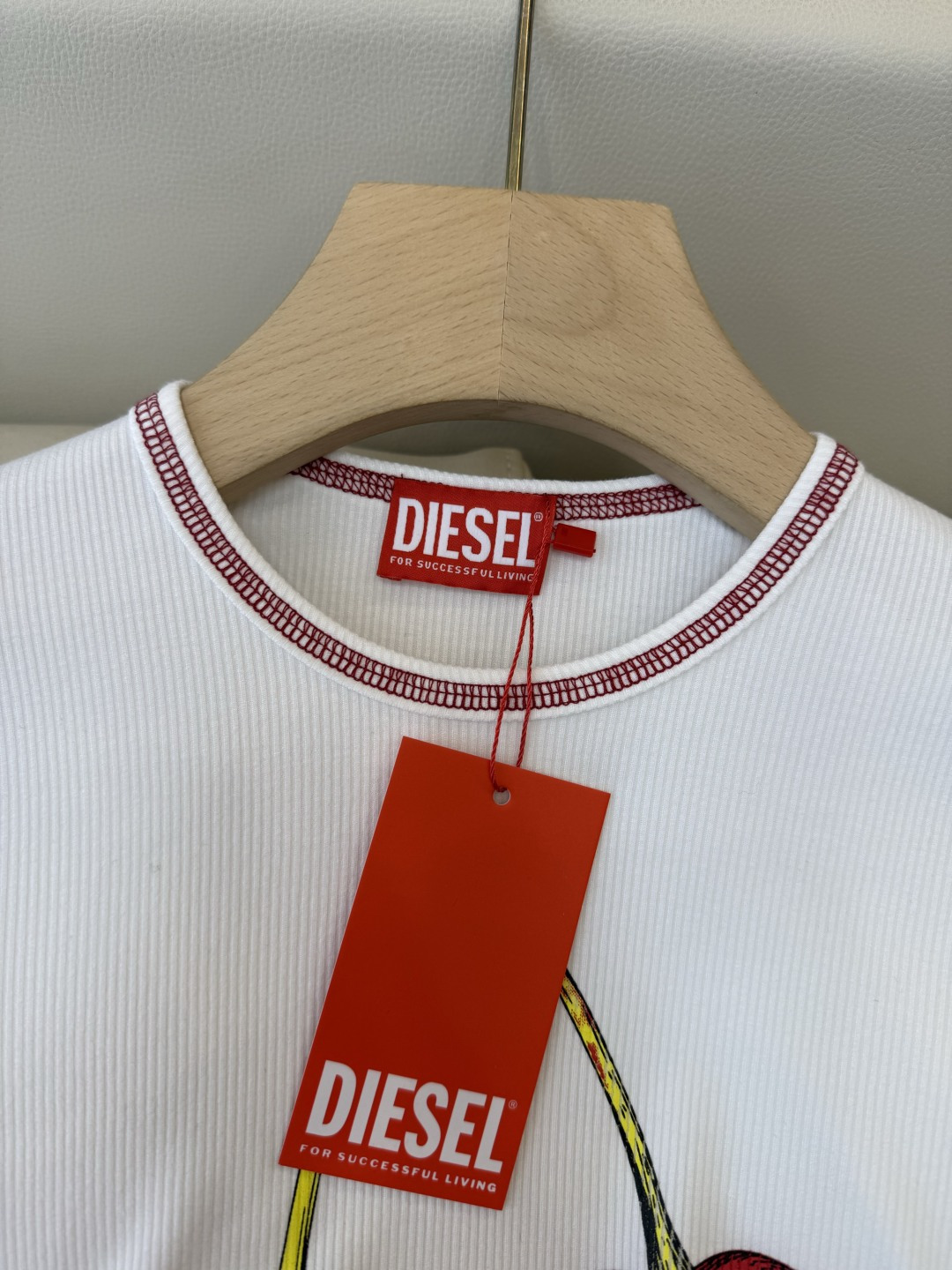 QG0170#新款T恤‼️DIE 超级显瘦 印花 樱桃🍒 短袖T恤 白色 黑色 SML