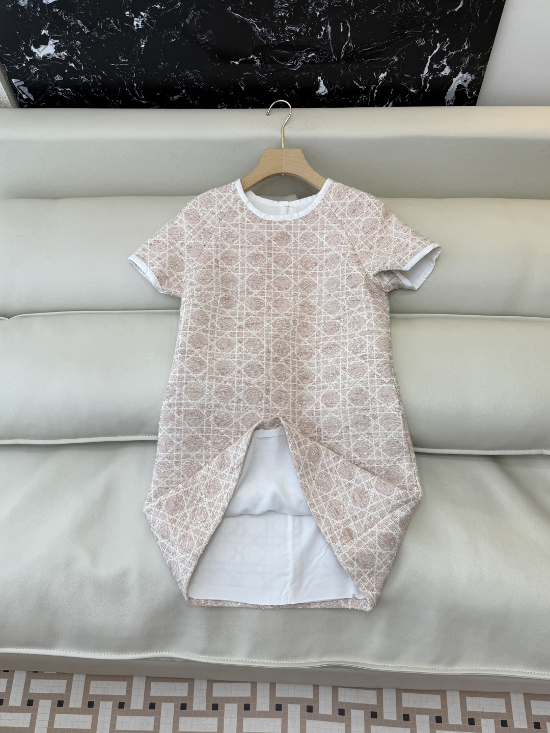 YZ004#新款连衣裙P‼️Dior 短袖 高贵典雅连衣裙 蓝色 粉色 SML