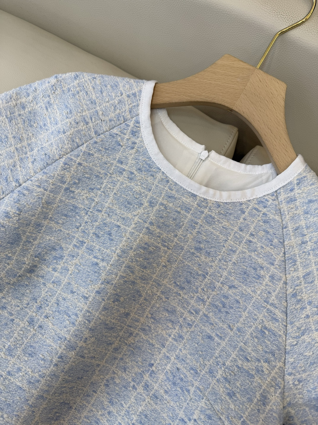 YZ004#新款连衣裙P‼️Dior 短袖 高贵典雅连衣裙 蓝色 粉色 SML