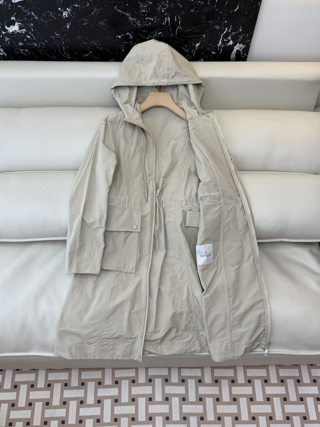 M2362-L#新款外套⚠️🌾 Mon 顶级版‼️ 防风 带帽 长款 外套风衣 黑色 杏色  0-1-2码 