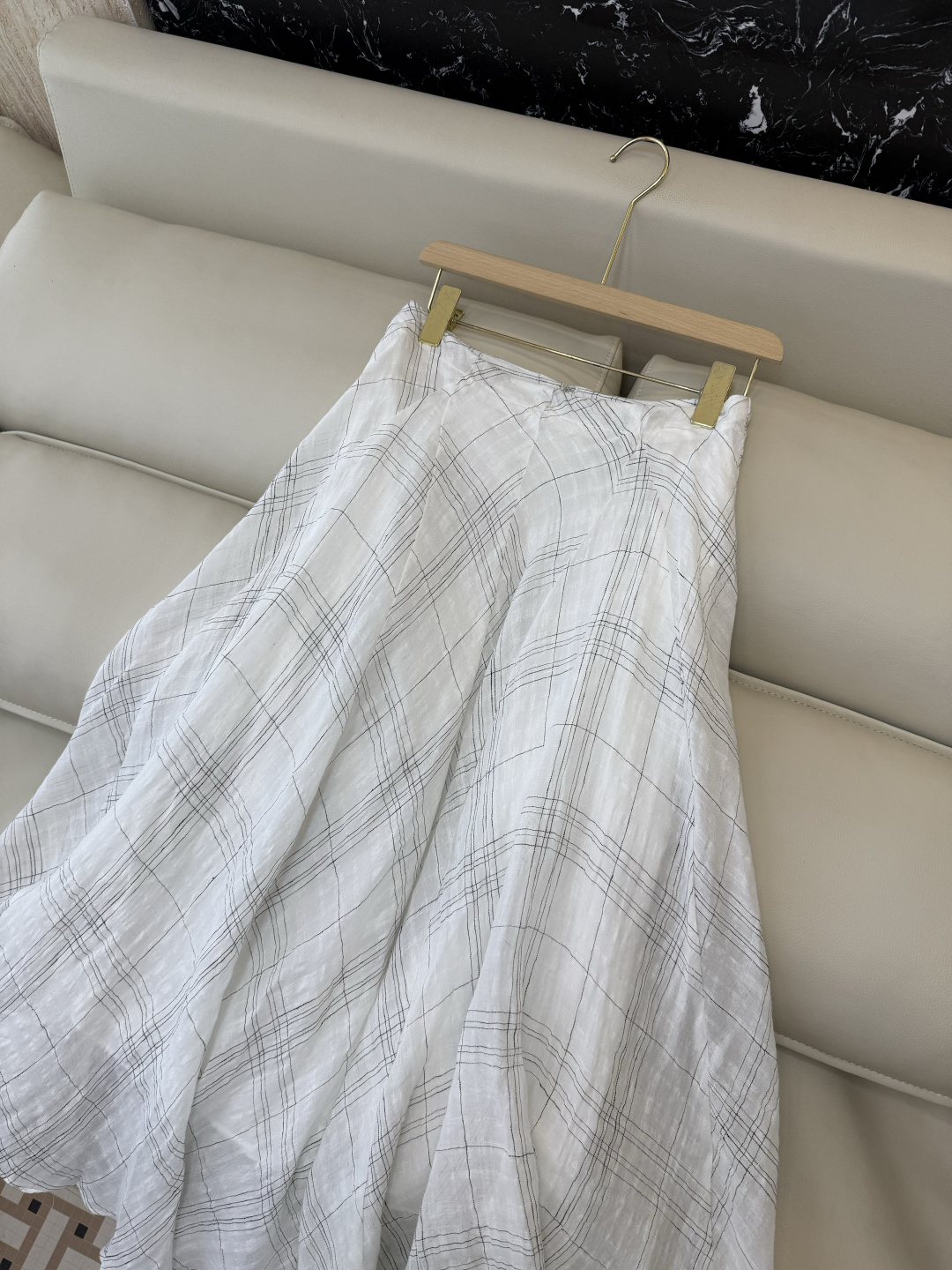 LZ26018#新款半裙。BC 顶级版 78% 亚麻 大摆 飘逸 长半裙 灰色 白色 SML