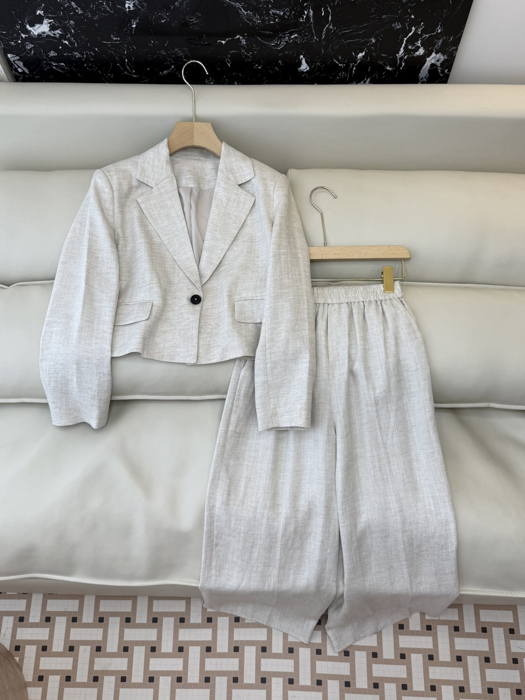 NO:776253,TF107# new suit P BC linen long-sleeved suit jacket trousers beige 36/38/40/42, women's clothing, tom ford, jackets & coats, business suit,19860909TF107#新款套装P BC 亚麻 长袖西装外套 长裤 米杏色 36/38/40/42,女装,tom ford,jackets & coats,business suit,,Women's clothing