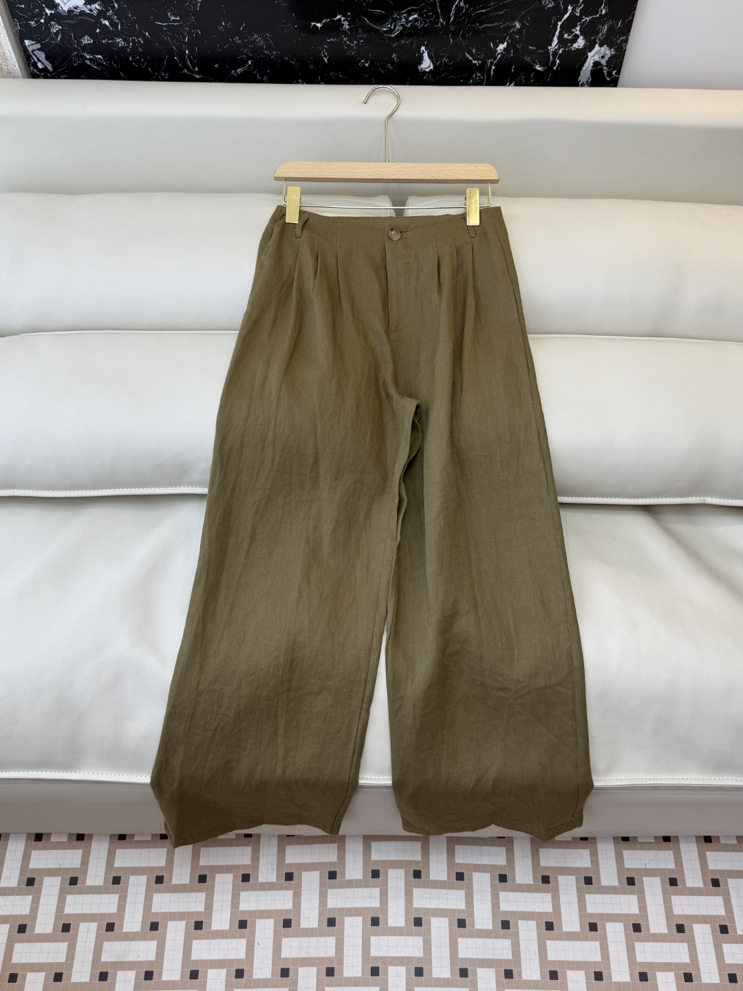 NO:777911,QX is the highest version on the market. The girl inspects the goods, trims the three marks on the threads, and delivers the goods. You can send pictures and take videos. If you want quality or service, please add me on WeChat. We will not accept urgent orders. Factory pants BC style pure linen trousers two colors SMLXL, women's clothing,19860909QX市面最高版本小妹验货、修剪线头上三标、发货可发图及拍视频,要品质要服务的加我微信,不接急单.工厂裤子 BC 风格 纯亚麻 长裤 两色 SMLXL,女装,,Women's clothing