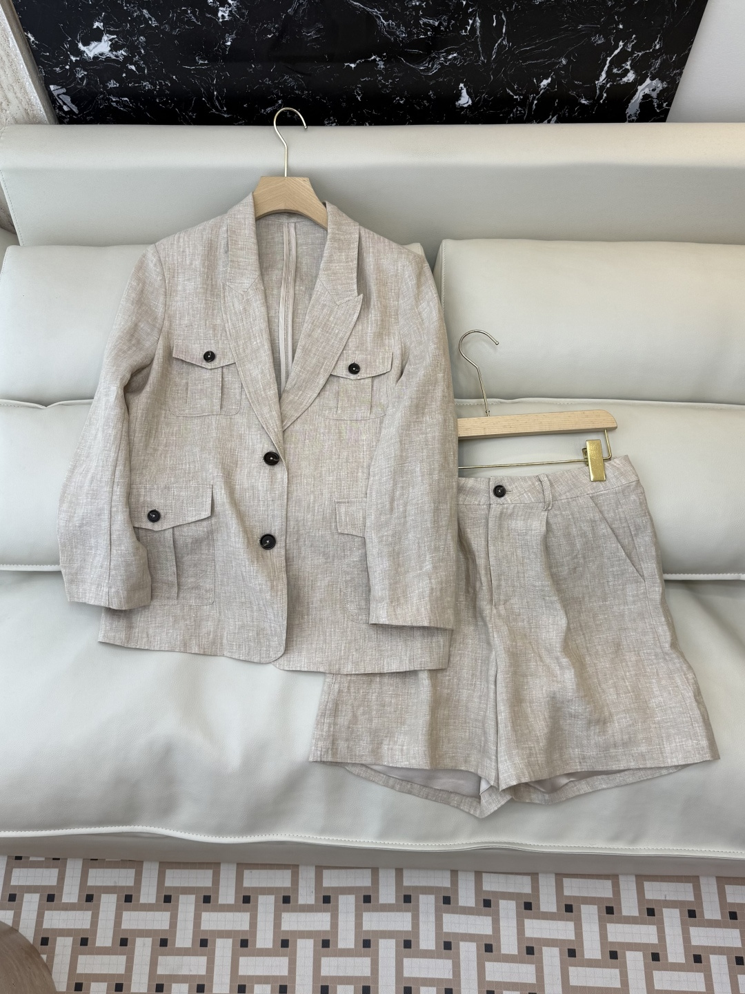 NO:777786,SY015 is the highest version on the market. The girl inspects the goods, trims the three marks on the threads, and delivers the goods. You can send pictures and take videos. If you want quality or service, please add me on WeChat. We will not accept urgent orders. New suit factory LP minimalist style linen long-sleeved suit jacket shorts suit dark gray hemp color SMLXL, women's clothing, loro piana, shorts, jackets & coats, business suit,19860909SY015市面最高版本小妹验货、修剪线头上三标、发货可发图及拍视频,要品质要服务的加我微信,不接急单.新款套装工厂 LP 极简风 亚麻 长袖西装外套短裤套装 深灰色 本麻色 SMLXL,女装,loro piana,shorts,jackets & coats,business suit,,Women's clothing