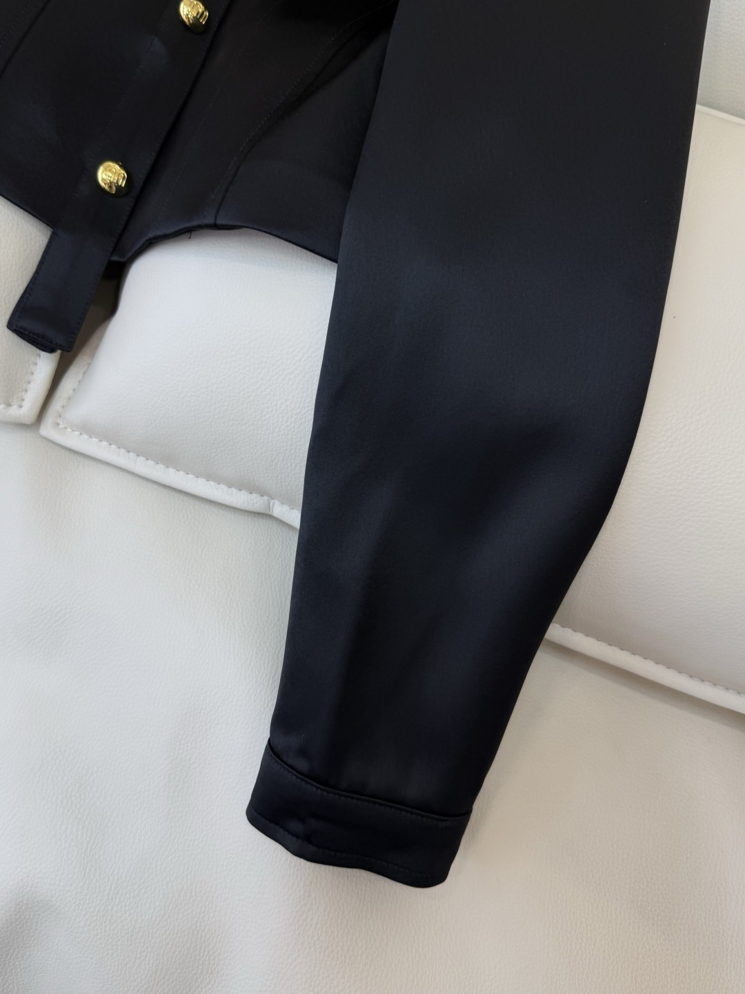 HXZ092#新款外套。M家 醋酸面料 金扣 长袖外套 黑色 白色 SMLXL