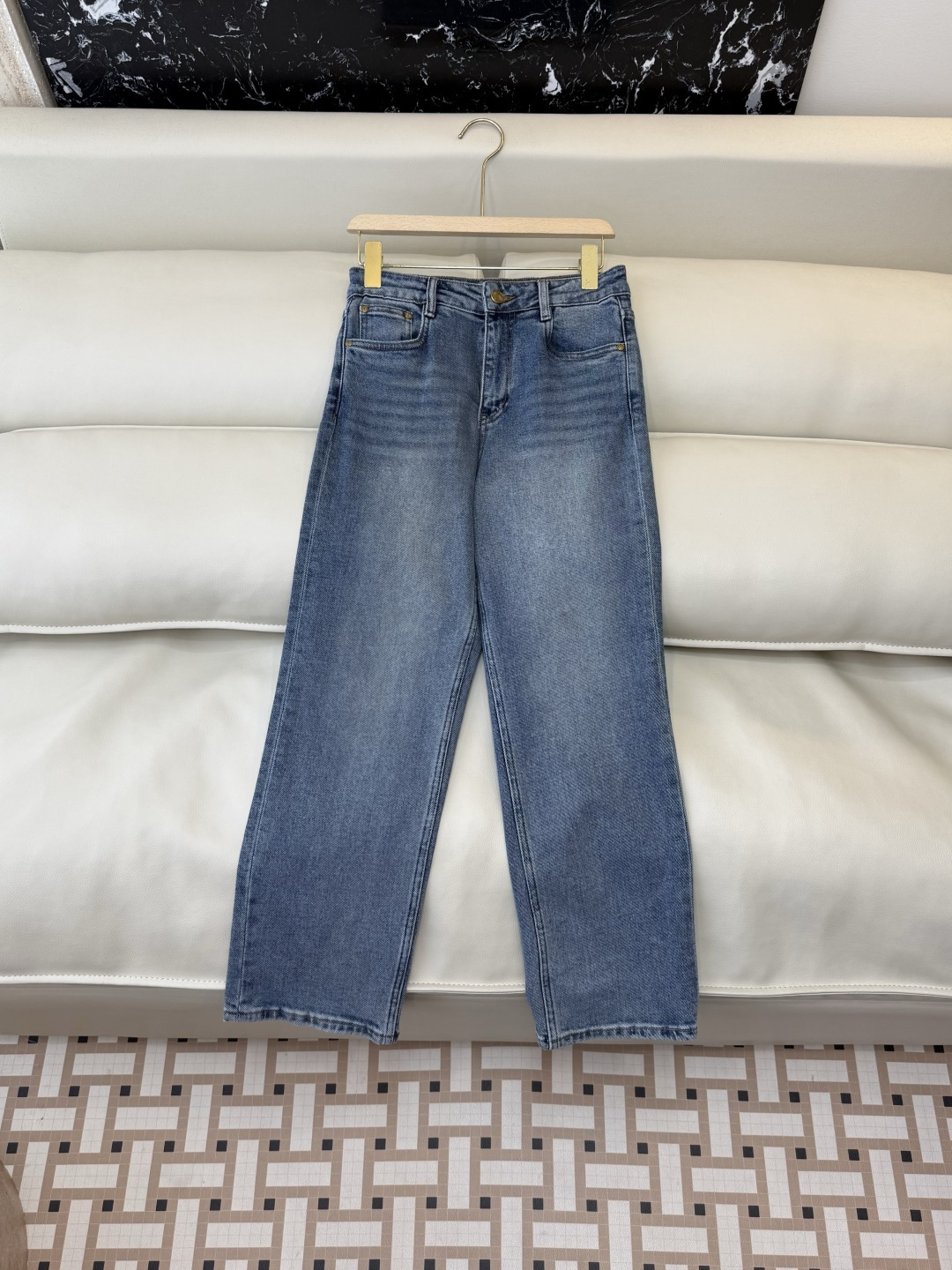 NO:778787,CX0204, the highest version on the market, the girl inspects the goods, trims the three marks on the thread, and delivers the goods. You can send pictures and take videos. If you want quality and service, please add me on WeChat. We do not accept urgent orders. New jeans factory YSL denim cotton slim jeans blue 26-30 yards, Saint Laurent-clothing, saint laurent, saint laurent, jeans,19860909CX0204市面最高版本小妹验货、修剪线头上三标、发货可发图及拍视频,要品质要服务的加我微信,不接急单.新款牛仔裤工厂 YSL 牛仔棉显瘦牛仔裤 蓝色 26-30码,圣罗兰-服装,saint laurent,saint laurent,jeans,,Women's clothing