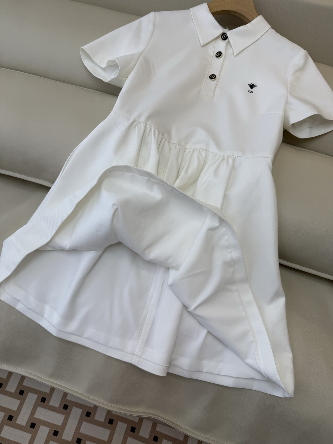 YZ009#新款连衣裙P‼️Dior 小蜜蜂 刺绣 短袖 连衣裙 黑色 米白色 SML
