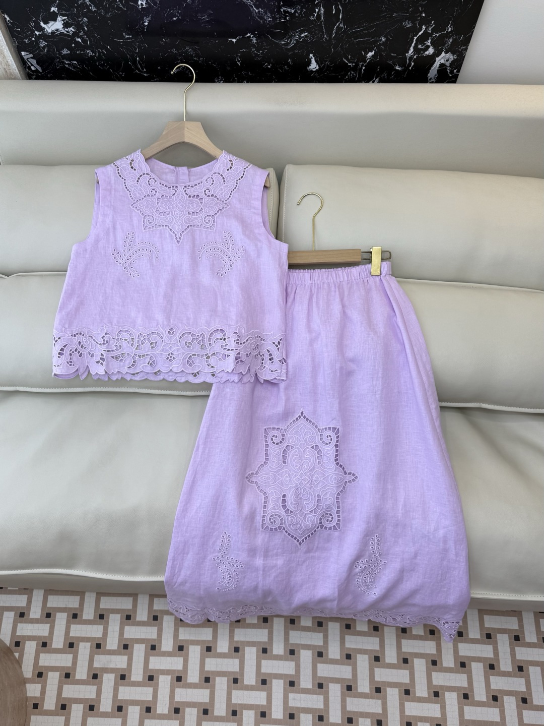 NO:778830,YM0111, the highest version on the market, the girl inspects the goods, trims the three marks on the thread, and delivers the goods. You can send pictures and take videos. If you want quality and service, please add me on WeChat. We will not accept urgent orders. New suit factory ES linen sleeveless heavy industry embroidered top long skirt suit purple pink white yellow SMLXL, women's clothing, skirts,19860909YM0111市面最高版本小妹验货、修剪线头上三标、发货可发图及拍视频,要品质要服务的加我微信,不接急单.新款套装工厂 ES 亚麻 无袖 重工绣花上衣 长半裙 套装 紫粉色 白色 黄色 SMLXL,女装,skirts,,Women's clothing