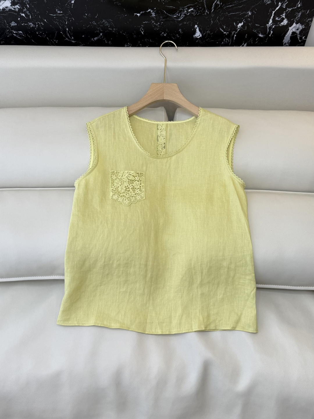 NO:802177,YJJ010#New top factory P minimalist style linen sleeveless top 3 colors SMLXL,,19860909YJJ010#新款上衣工厂P 极简风 亚麻 无袖上衣 3色 SMLXL,,,Women's clothing