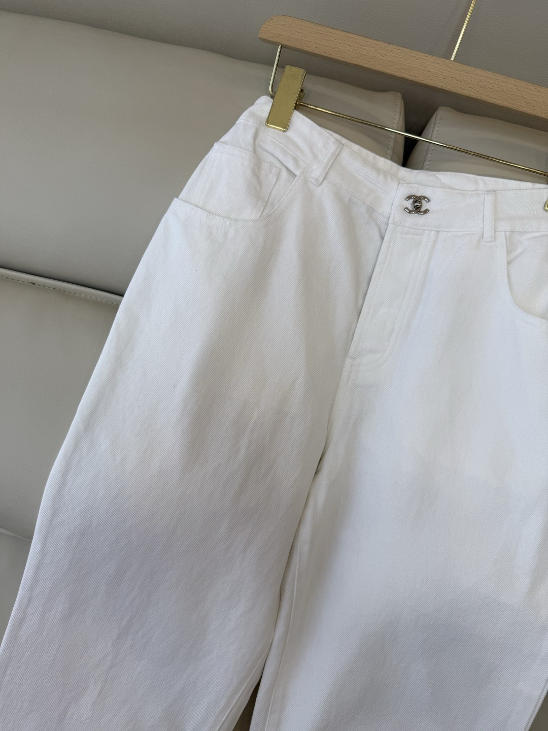 GU044#新款牛仔裤‼️小香 双C 牛仔长裤 白色 蓝色 36/38/40/42