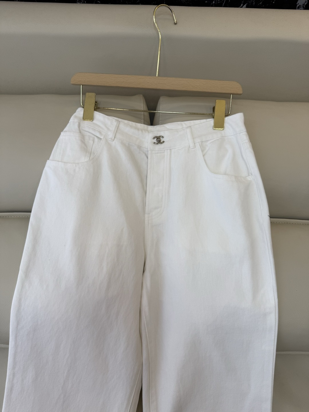 GU044#新款牛仔裤‼️小香 双C 牛仔长裤 白色 蓝色 36/38/40/42