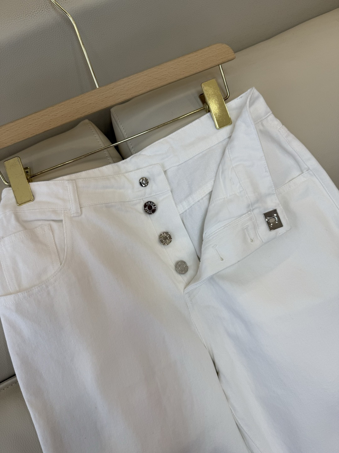 GU044#新款牛仔裤‼️小香 双C 牛仔长裤 白色 蓝色 36/38/40/42