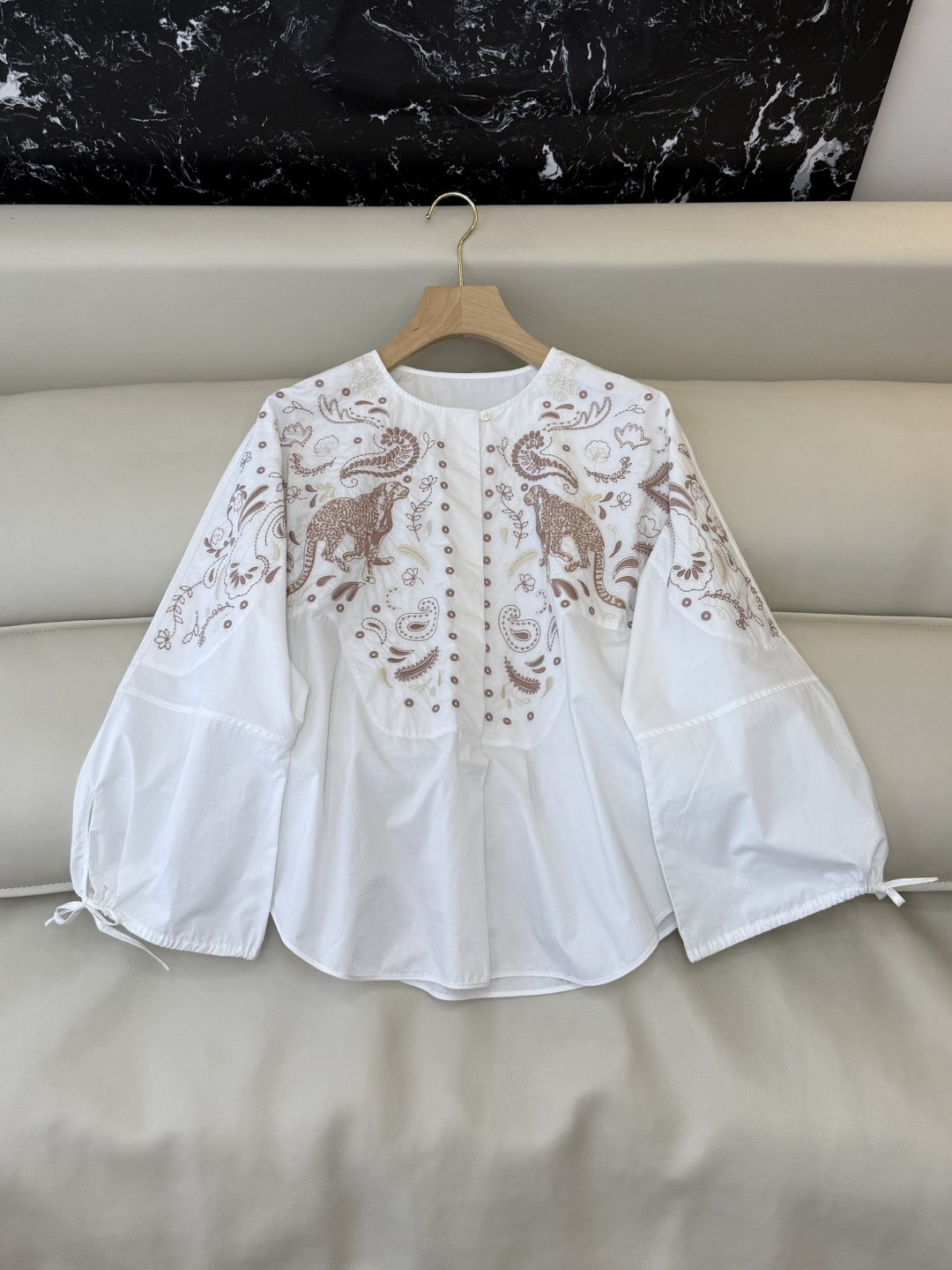 XM013#新款套装。zimm 重工刺绣上衣➕短裤套装 SM L