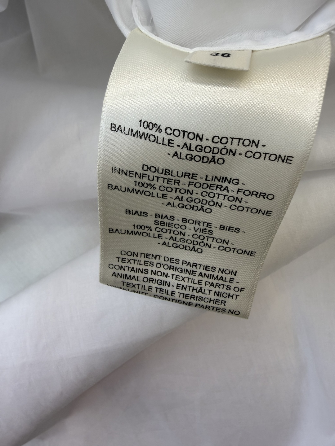 XM012#新款连衣裙。zim 重工刺绣 撞色设计 绣花连衣裙 白色 36/38/40