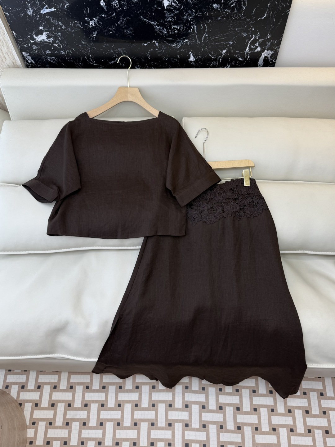 XM015#新款套装。ES 风格 100% 麻 短袖上衣➕绣花长半裙 套装 咖色 白色 SMLXL