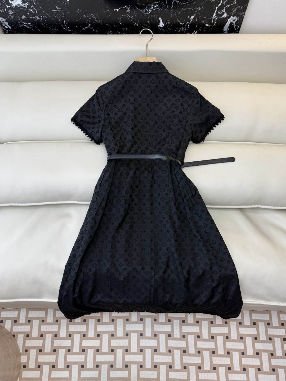 AW061#新款连衣裙‼️L V 提花显瘦修身 连衣裙 黑色 白色 SM L