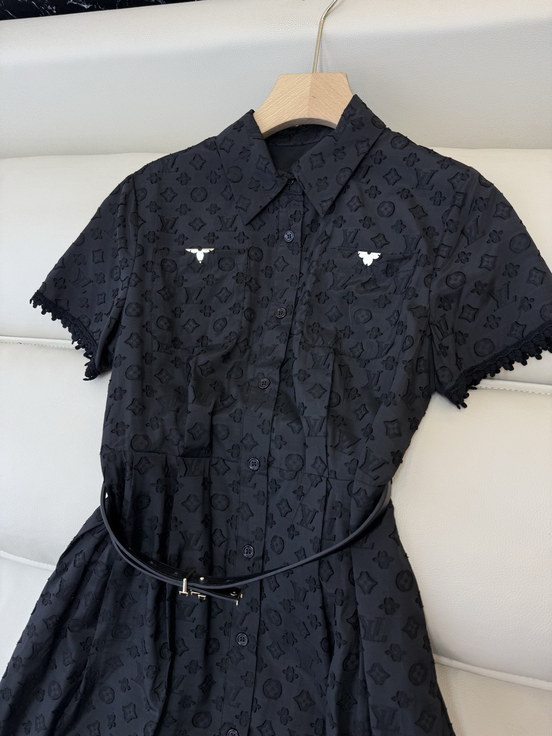 AW061#新款连衣裙‼️L V 提花显瘦修身 连衣裙 黑色 白色 SM L