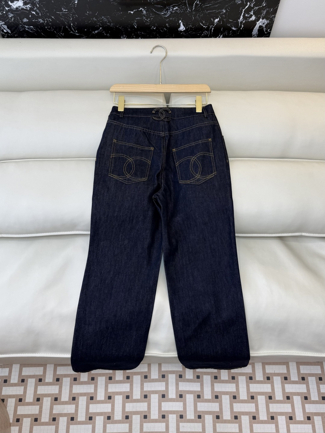 GU052#新款牛仔裤‼️小香 双C 牛仔长裤 深蓝色 36/38/40