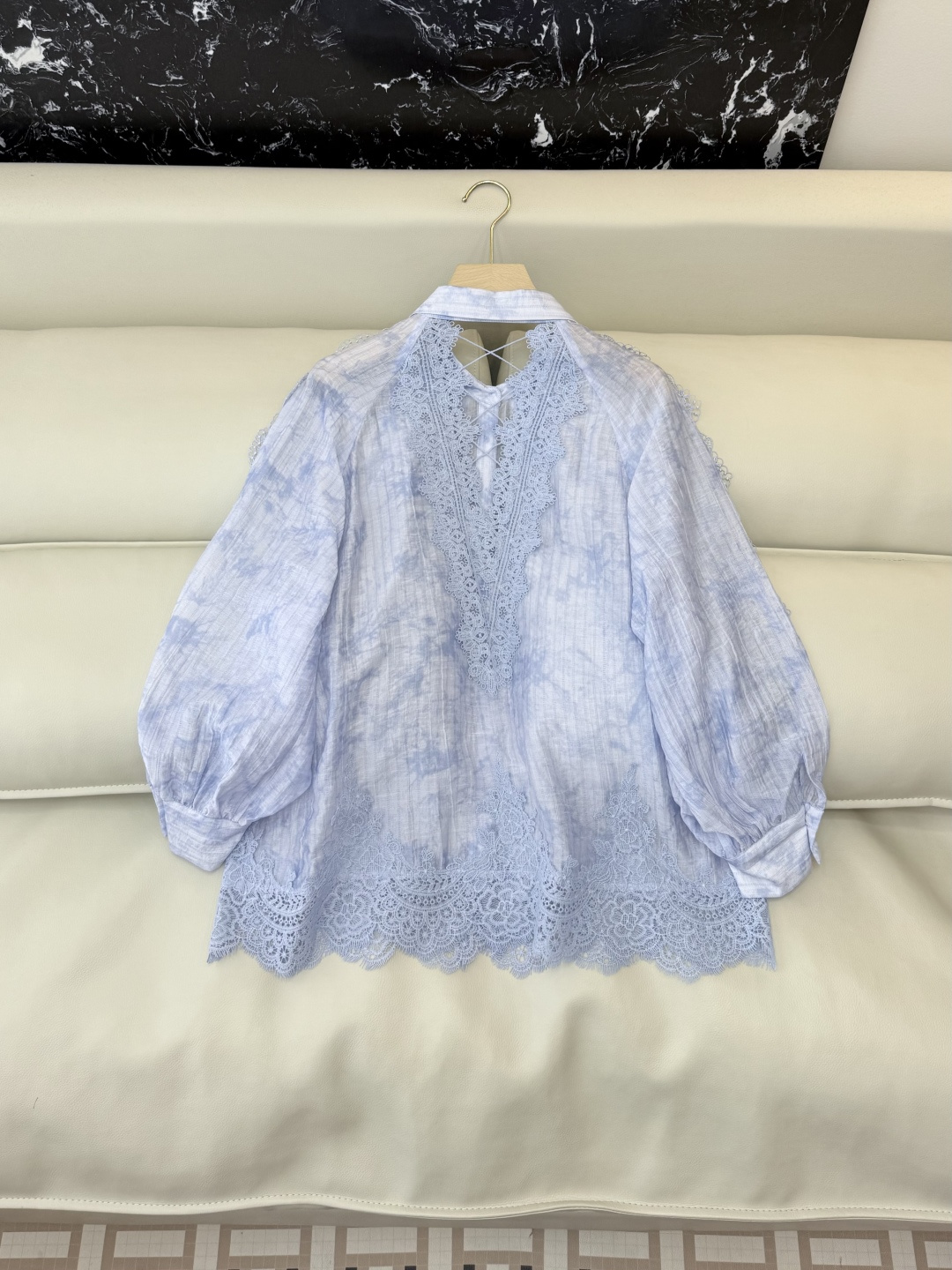 XZ0151#新款衬衫。长袖蕾丝绣花 后背镂空 染色 条纹长袖衬衫 粉色 蓝色 SM LXL