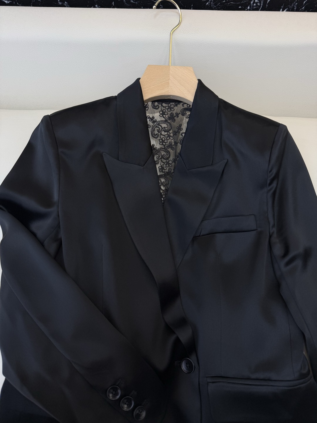 XZ0159#新款外套。YSL 蕾丝绣花镂空 长袖醋酸 外套 黑色 白色 SMLXL