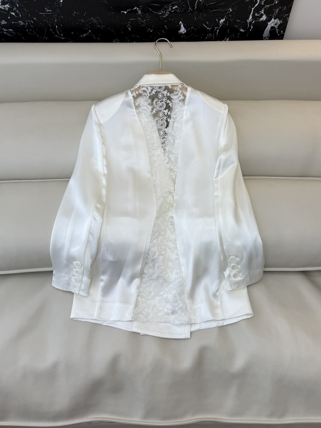 XZ0159#新款外套。YSL 蕾丝绣花镂空 长袖醋酸 外套 黑色 白色 SMLXL