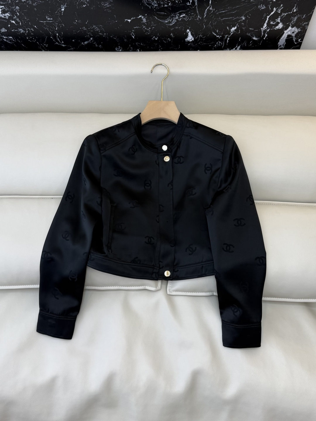 XZ0157#新款外套。Chanel 暗纹 提花 长袖醋酸拉链外套 黑色 白色 SMLXL