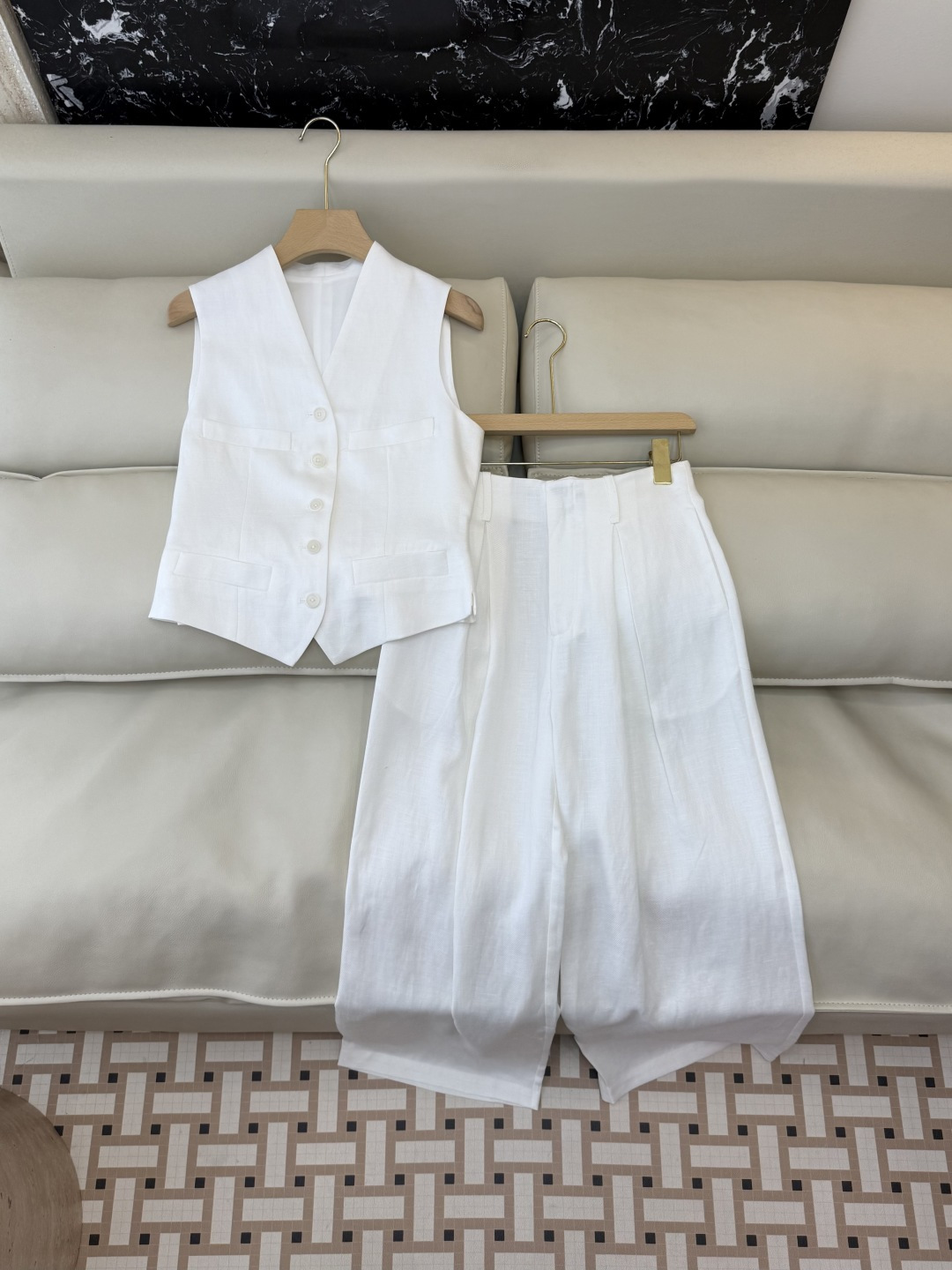 XZ0120#新款套装。劳夫劳伦 超级大爆款 30% 亚麻 70% 天丝 马甲➕长裤 套装 杏色 白色 