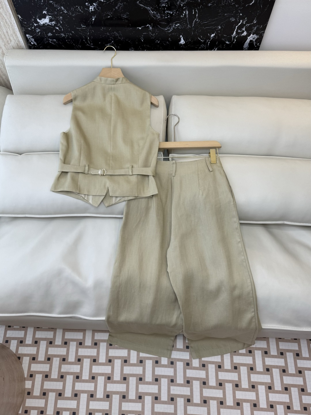 XZ0120#新款套装。劳夫劳伦 超级大爆款 30% 亚麻 70% 天丝 马甲➕长裤 套装 杏色 白色 