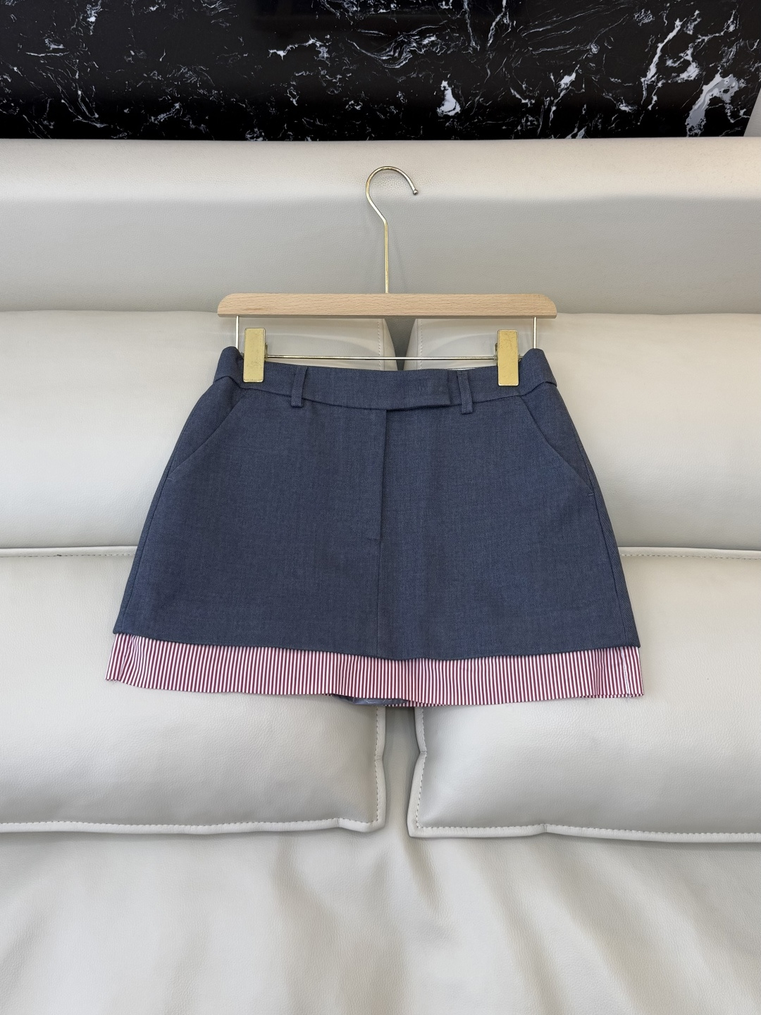 XZ0150#新款套装。Miu 家贴布绣花字母 40%羊毛西装外套➕半裙套装 灰色 SMLXL