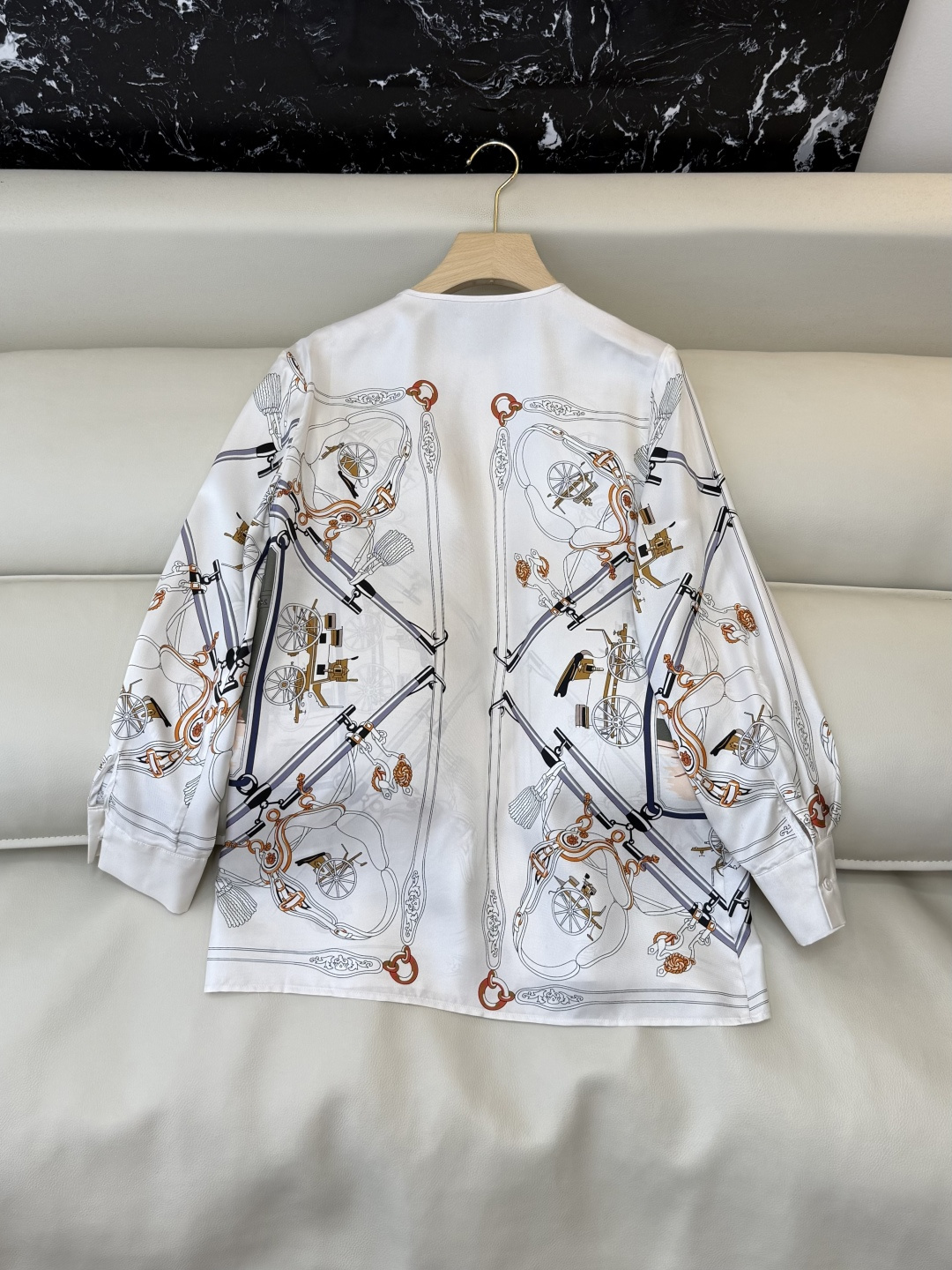 BS1162#新款衬衫。H 爱马仕 顶级版 100% 真丝 长袖衬衫 36/38/40/42