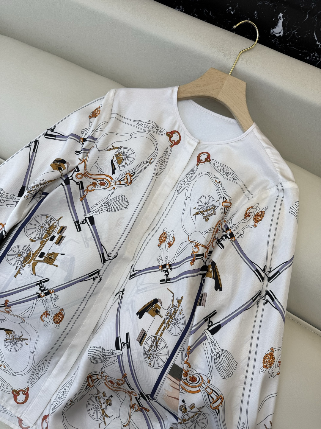 BS1162#新款衬衫。H 爱马仕 顶级版 100% 真丝 长袖衬衫 36/38/40/42